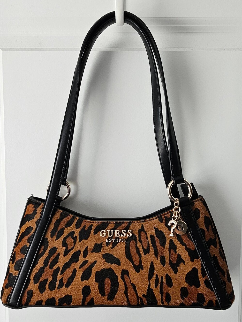 GUESS Domitilla Shoulder Bag Leopard Print Shoulder Bag